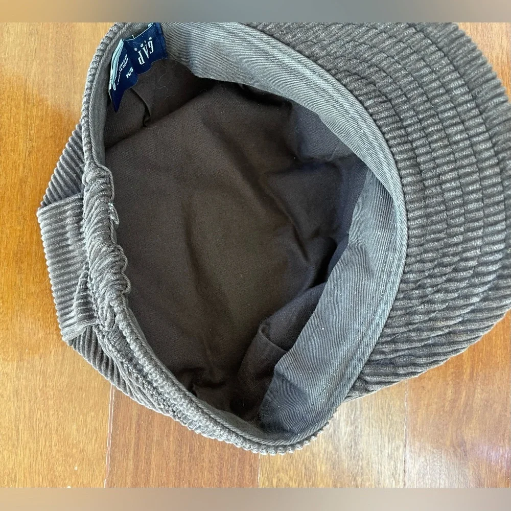GAP Kids Boys Brown Corduroy Cap Hat Size S/M